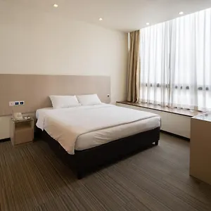 https://aqueen-hotel-lavender.singapore-best-hotels.net