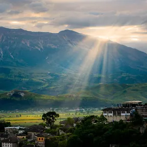 *** Bed & Breakfast Mele Albanië