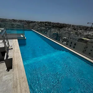 Spinola 3* St. Julian's